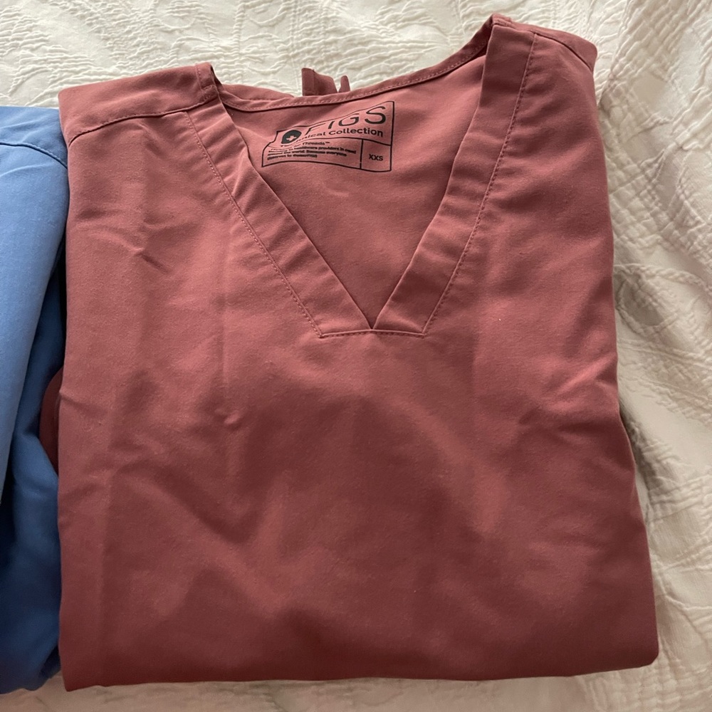 4 pair FIGS scrubs
